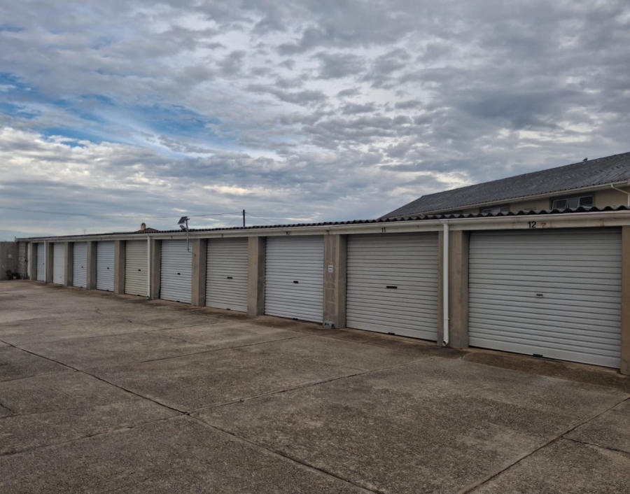 1 Bedroom Property for Sale in Kabega Park Eastern Cape